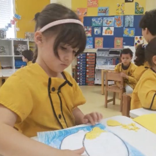 Activité aquarelle fruits et légumes- Ecole Laghmani