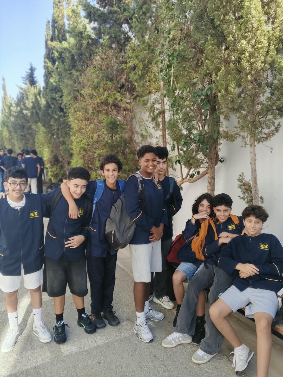 Collégiens de l’Institution Laghmani dans la cour